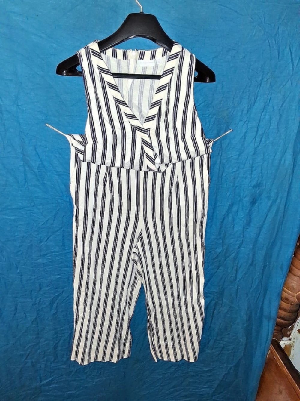 New York & Company Striped Romper in Blue & White Size Medium Like New